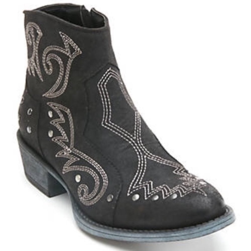 Coconuts Remmi Cowboy Booties  Sz: 9M